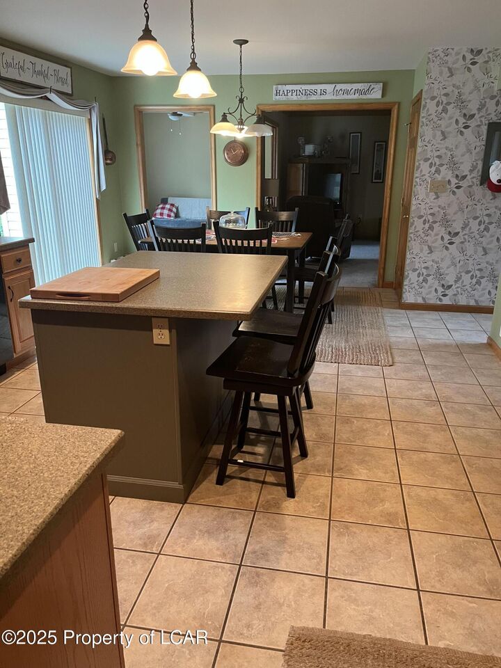 Property Photo:  45 Fieldstone Way  PA 18707 