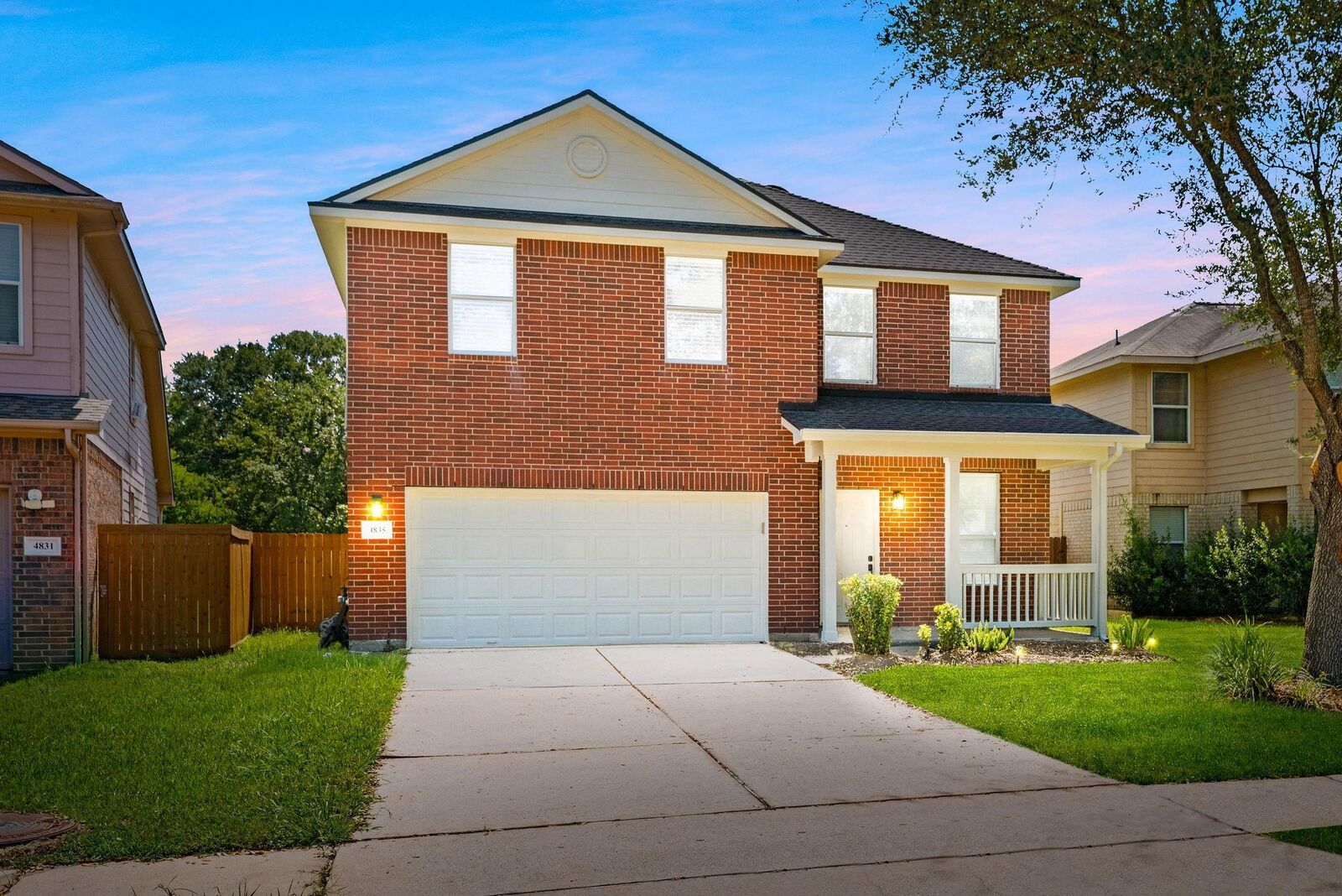 Property Photo:  4835 Montclair Hill Lane  TX 77545 