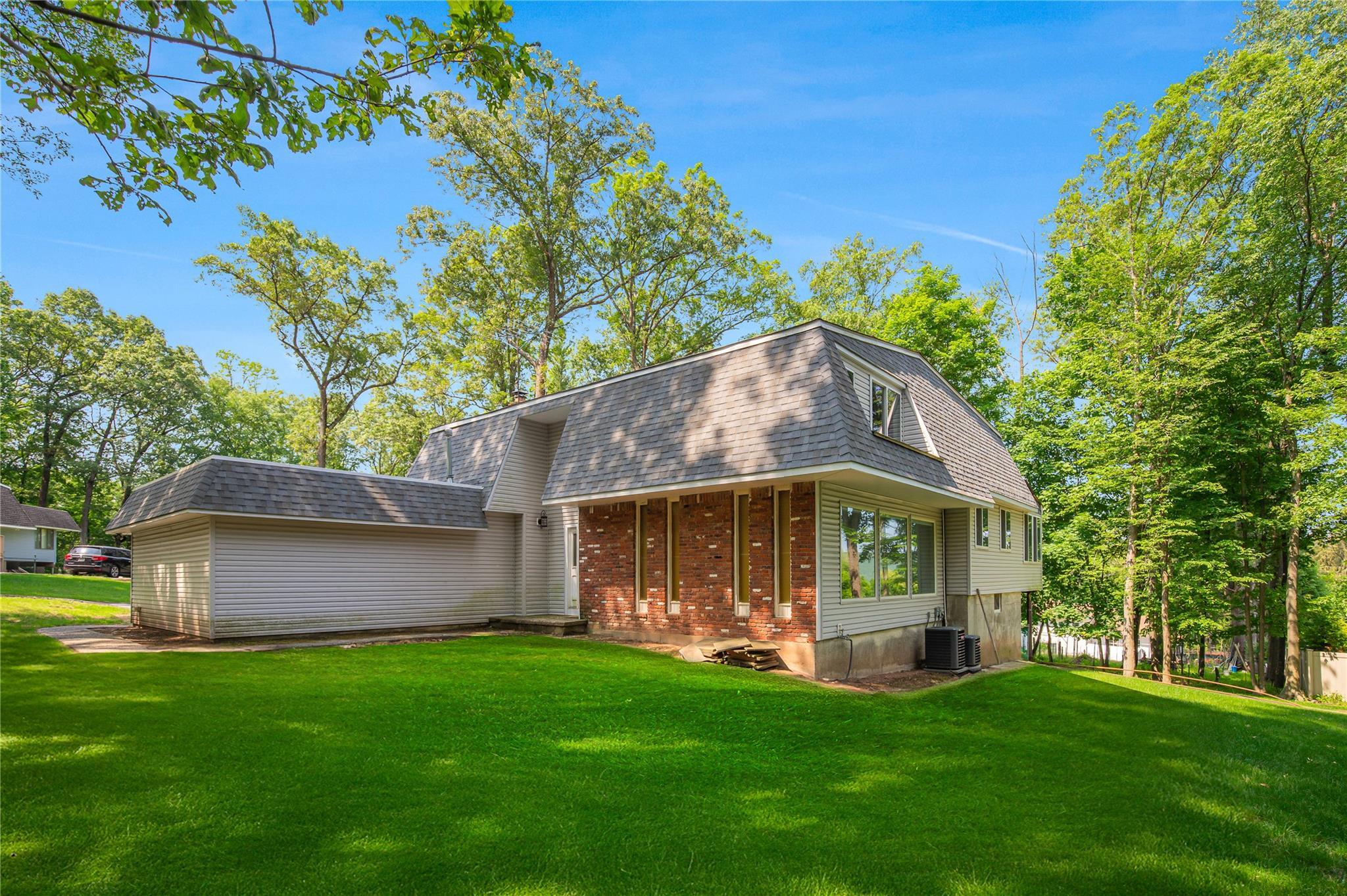 Property Photo:  34 Winesap Lane  NY 10952 