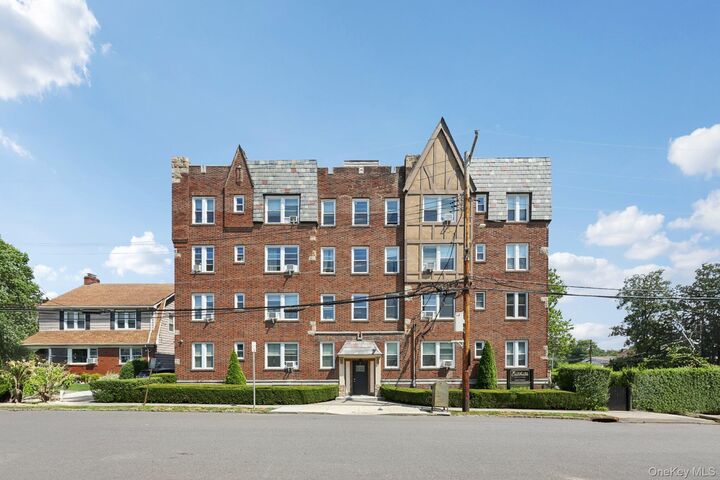 2 Lockwood Avenue 3D  Bronxville NY 10708 photo