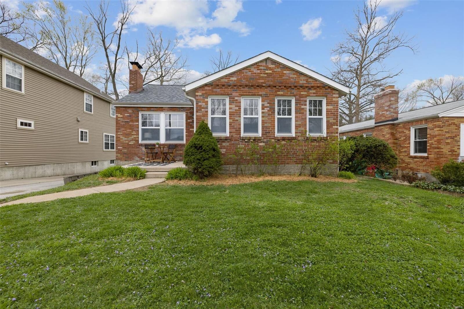 Property Photo: 8902 Harrison Avenue MO 63144