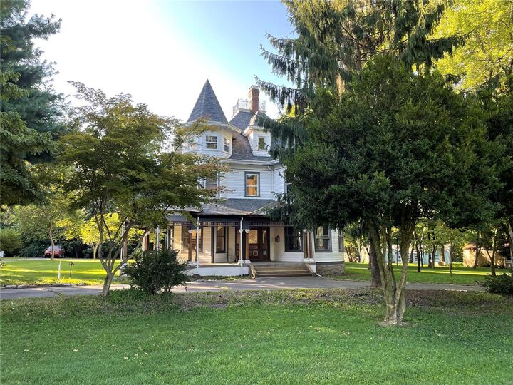 628 W Columbia Street  Farmington MO 63640 photo