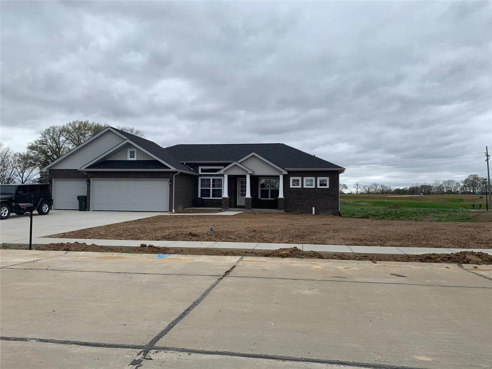Property Photo: 623 Laura Court IL 62236