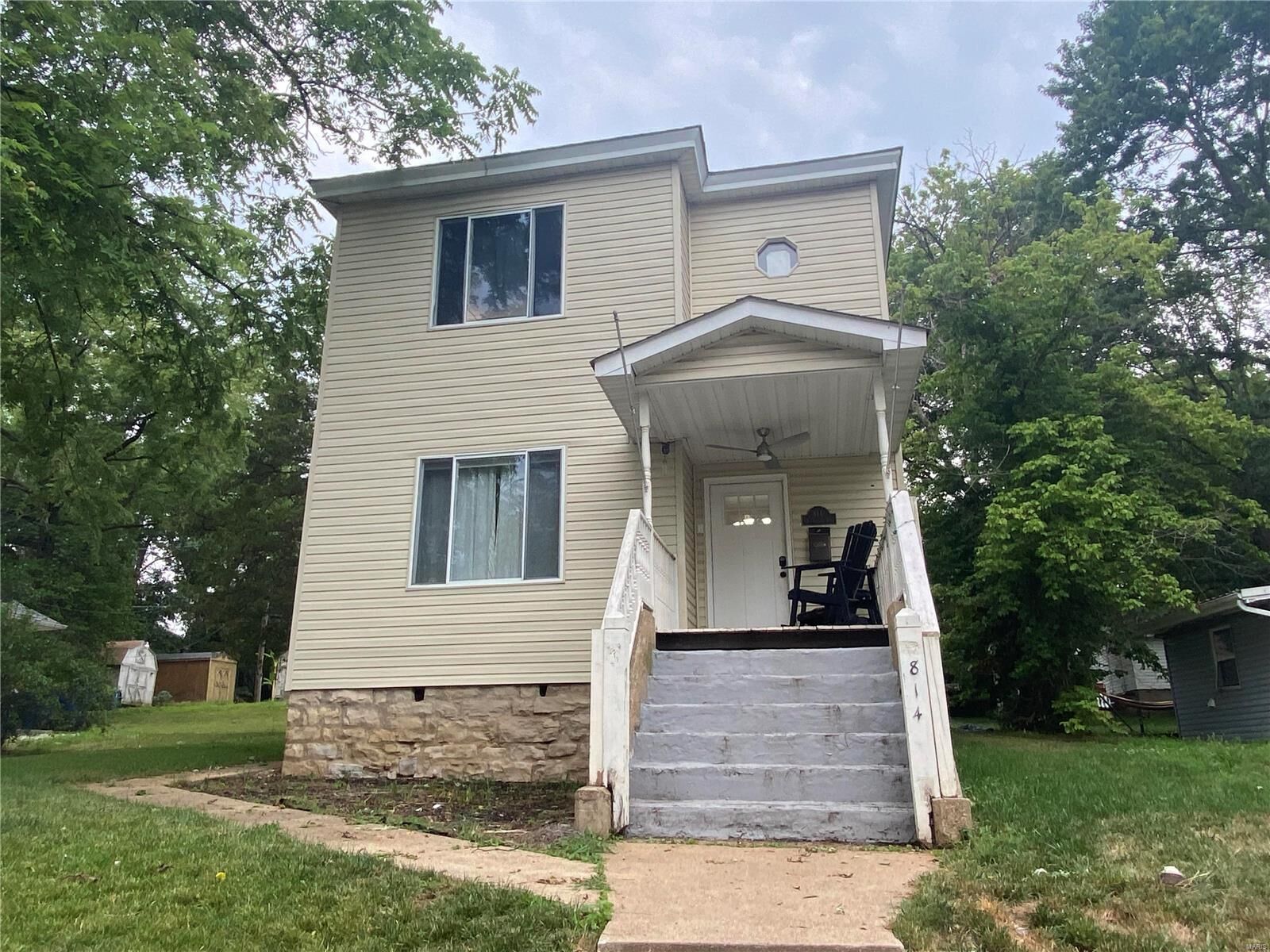 Property Photo:  814 N 2nd Street  MO 63020 