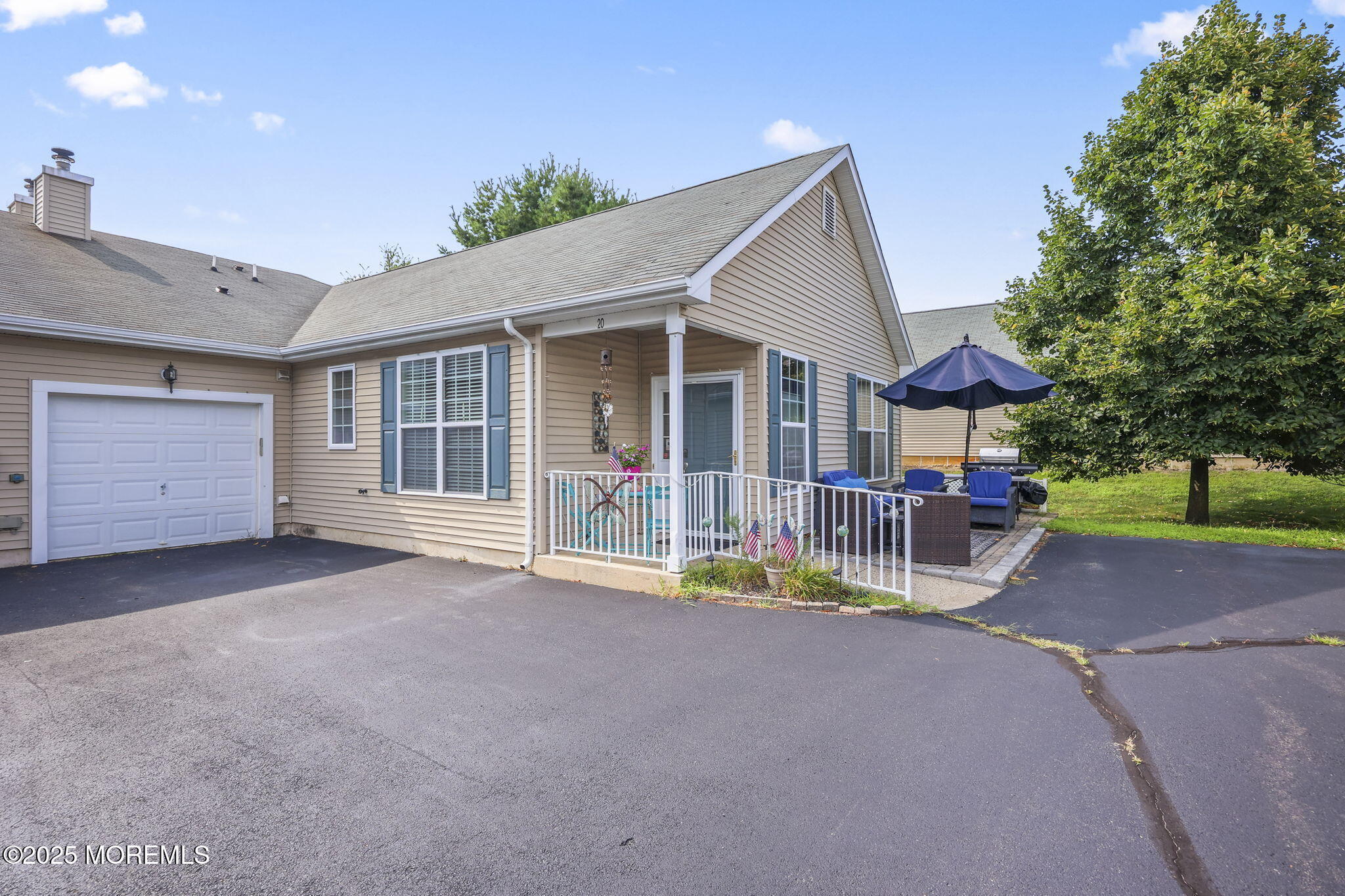 Property Photo: 20 Winkle Court NJ 08759