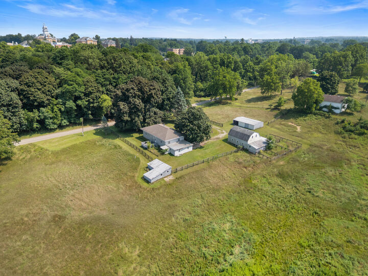 104 McClellan Street  Hillsdale MI 49242 photo