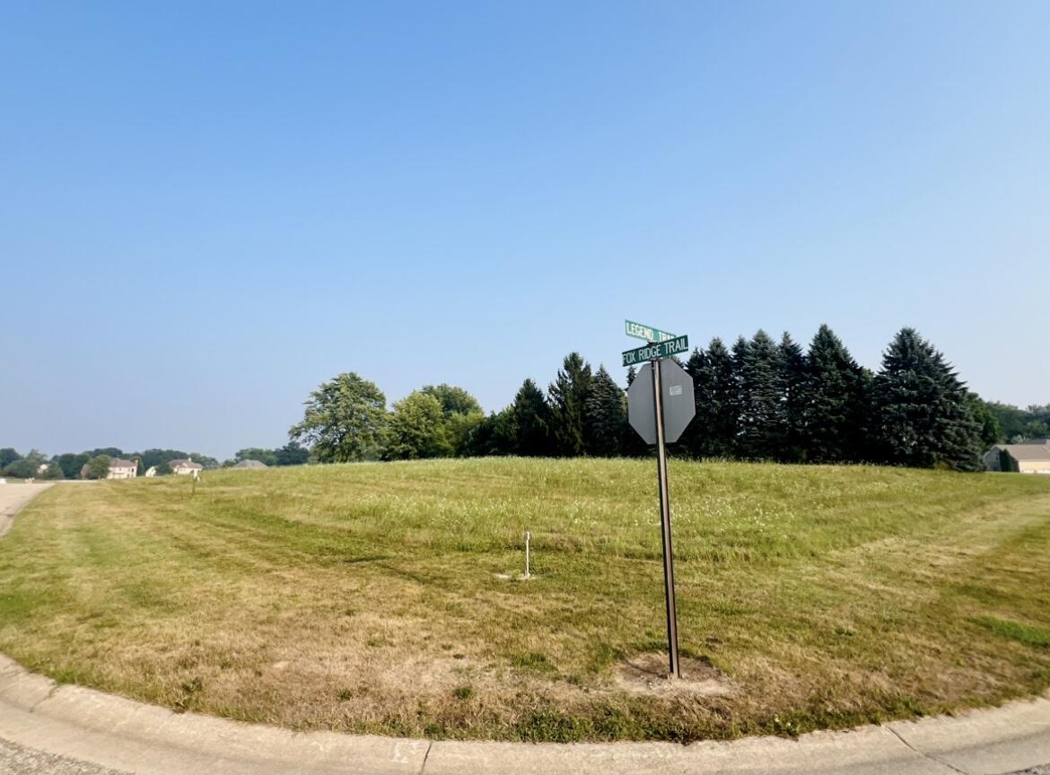 Property Photo: 1740 Fox Ridge Trail MI 49085