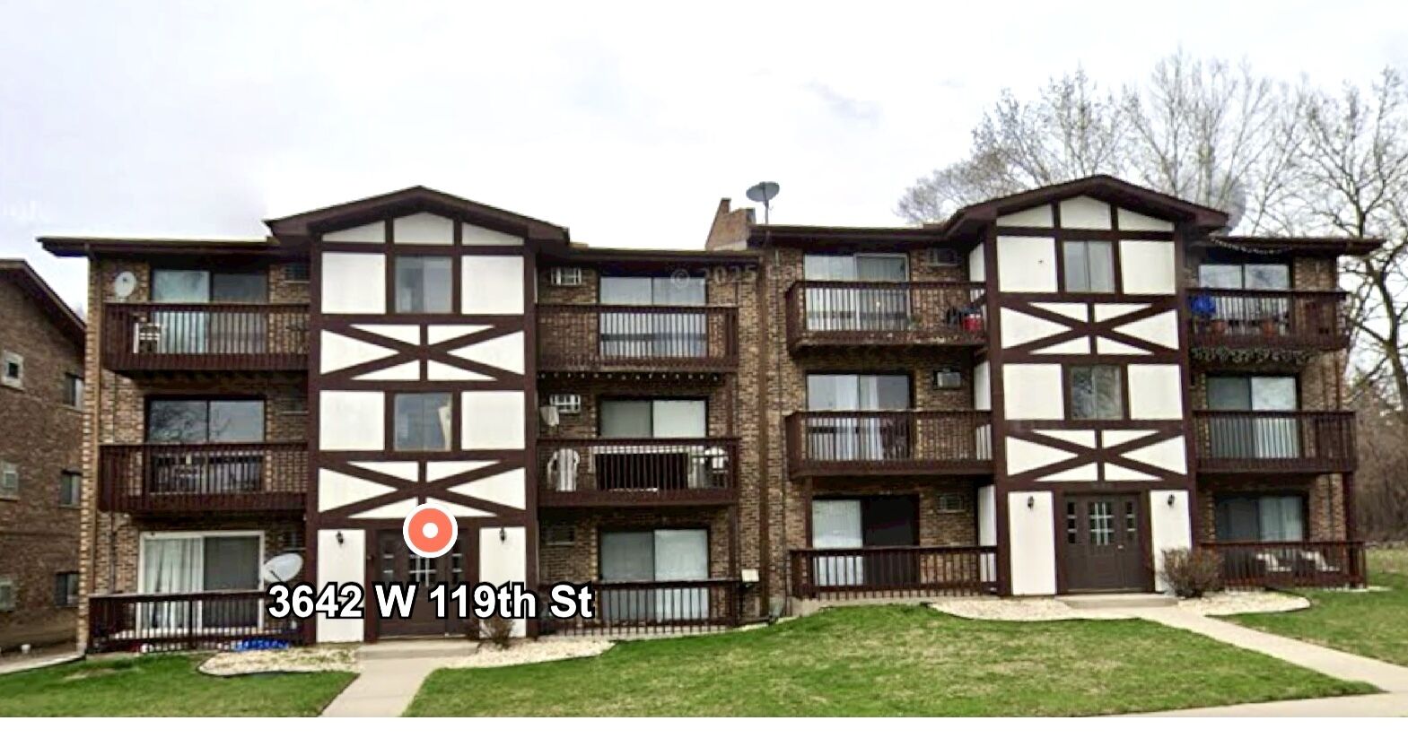 Property Photo: 3642 W 119th Street 104 IL 60803