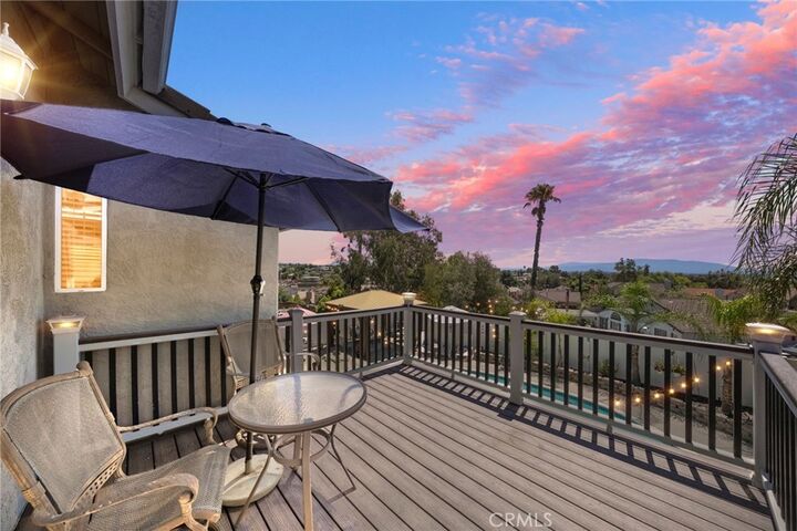 Property Photo: 39642 Via Temprano CA 92563