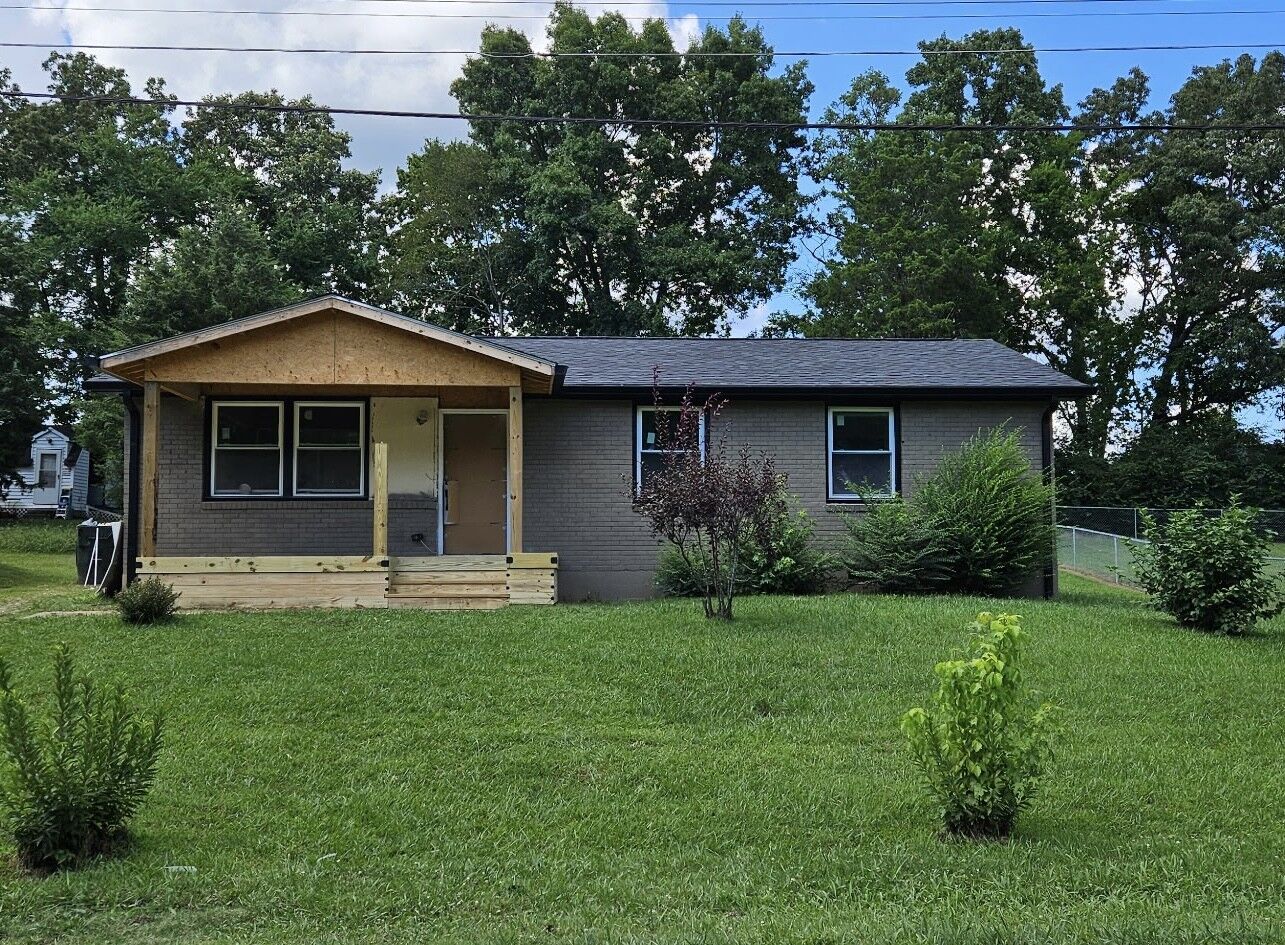 Property Photo:  132 Schrader Heights Dr  TN 37055 