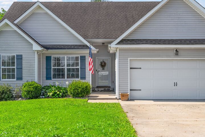 Property Photo:  1092 Bobcat Dr  TN 37042 