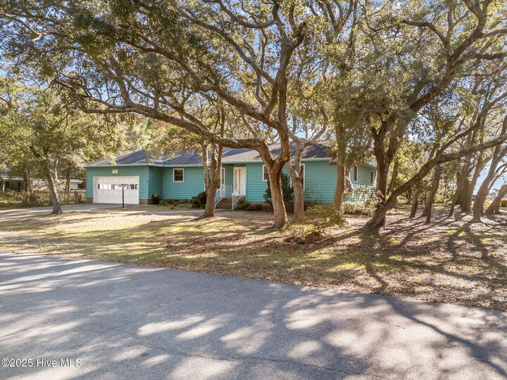 Property Photo:  103 Throckmorton Street  NC 28465 