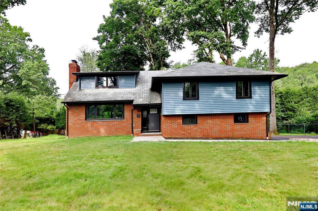4 Nelson Street  Harrington Park NJ 07640 photo
