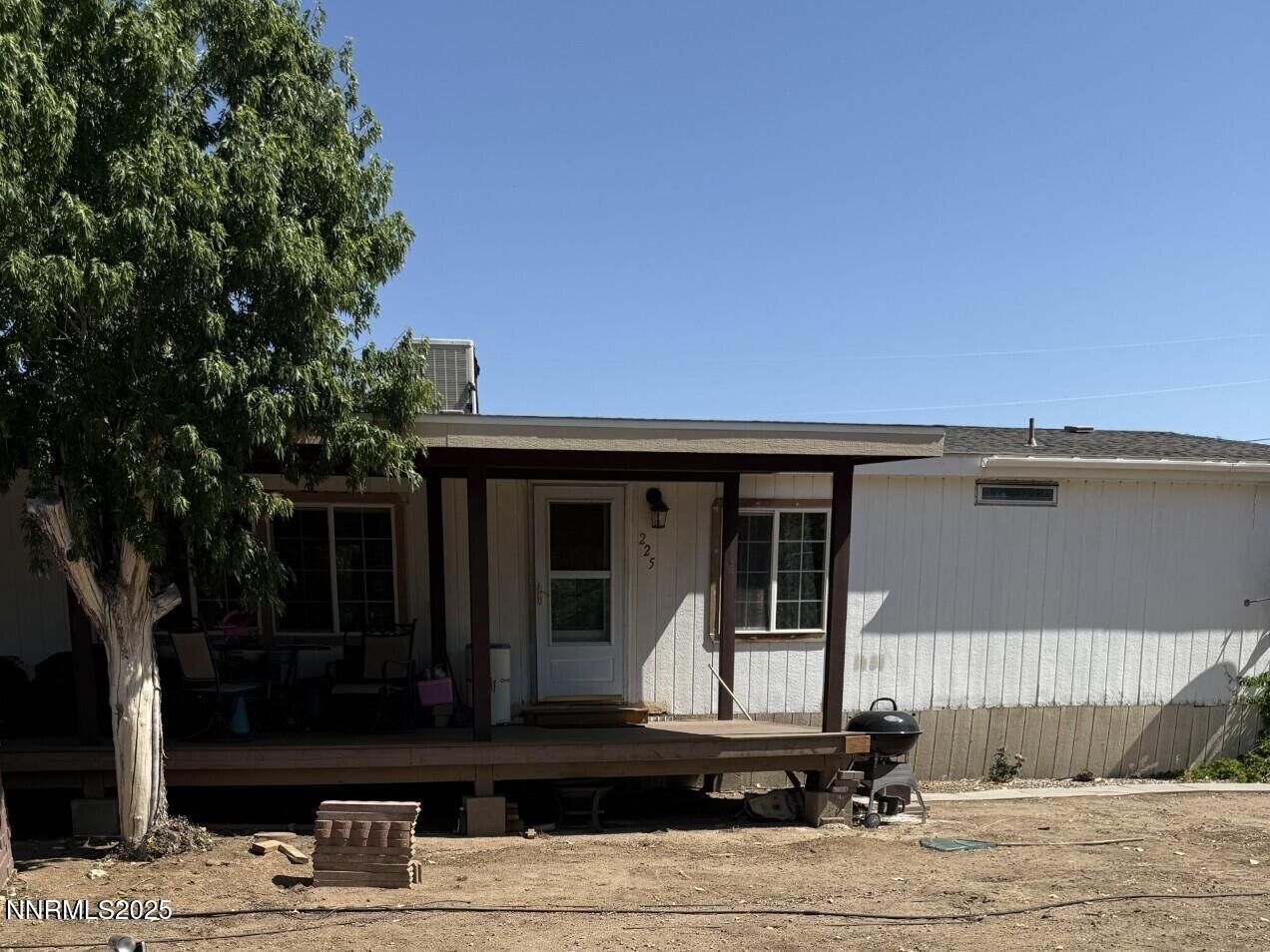 Property Photo: 225 Jani Place NV 89433