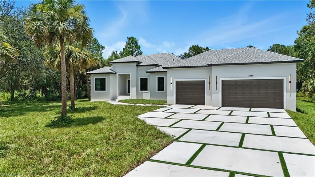 Property Photo:  3459 18th Ave SE  FL 34117 