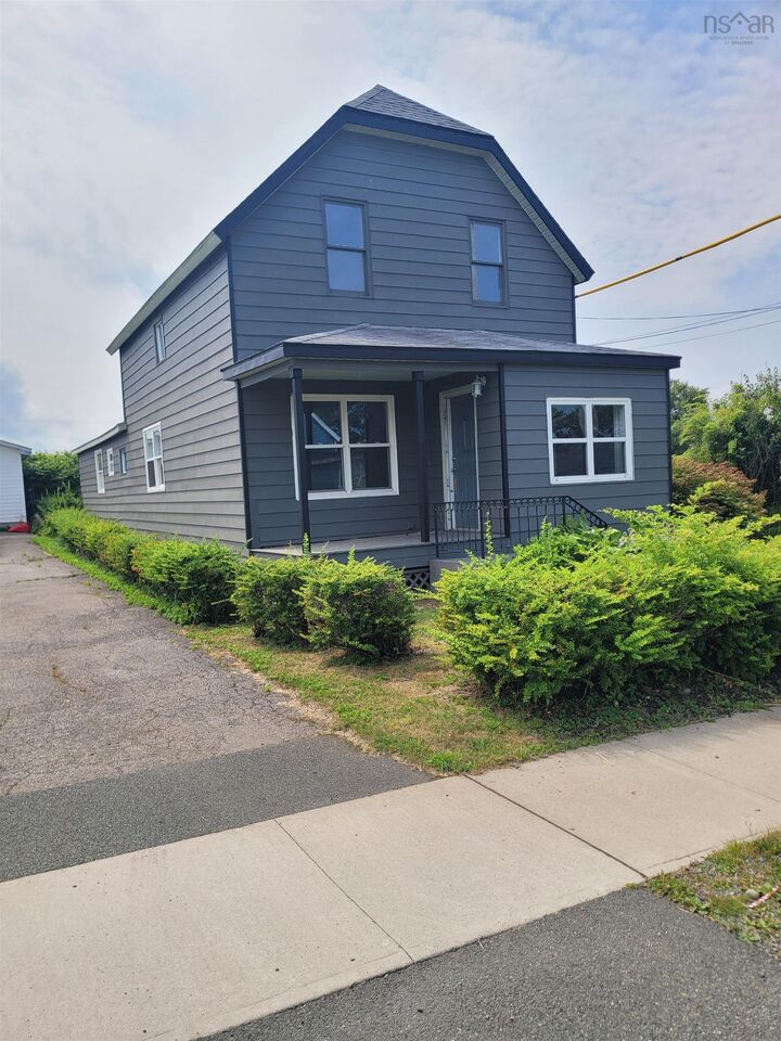 22 Dragatis Street  Glace Bay NS B1A 2B5 photo