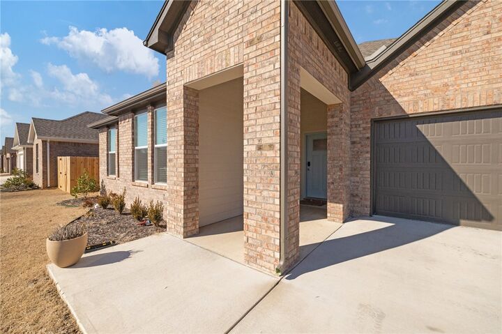 Property Photo: 3964 Aryana Avenue AR 72764