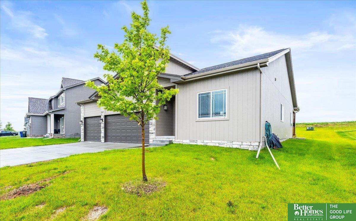 Property Photo:  13512 S 55 Street  NE 68133 