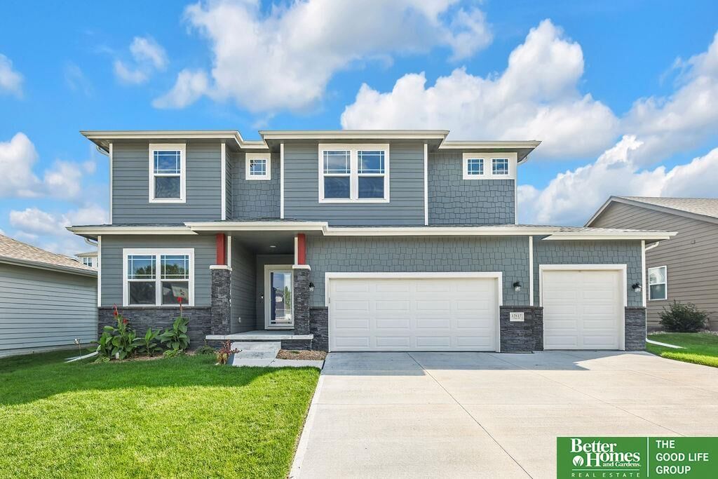 Property Photo:  17617 Clay Street  NE 68007 