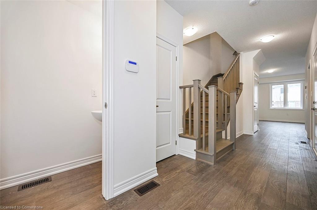 Property Photo: 36 Linden Park Lane ON L9A 1Y1