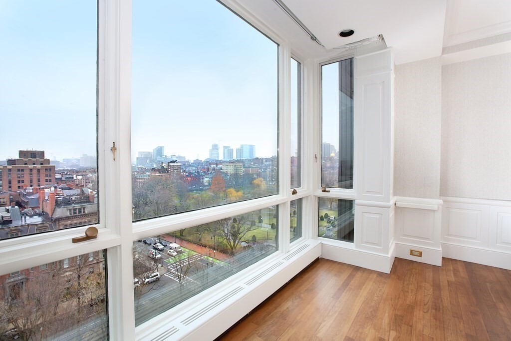 Property Photo: 2 Commonwealth Ave 11H MA 02116