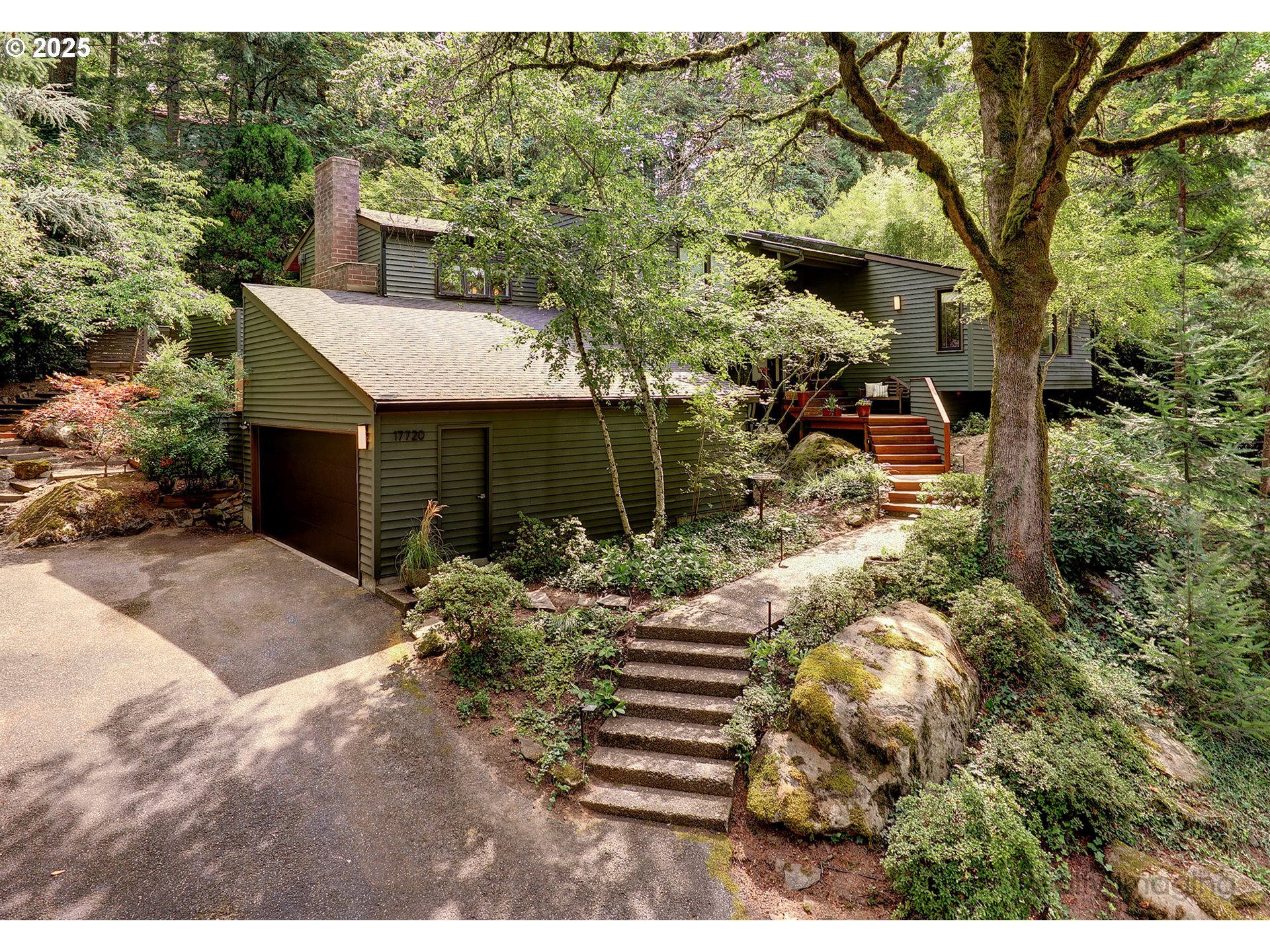 Property Photo:  17720 Westview Dr  OR 97034 