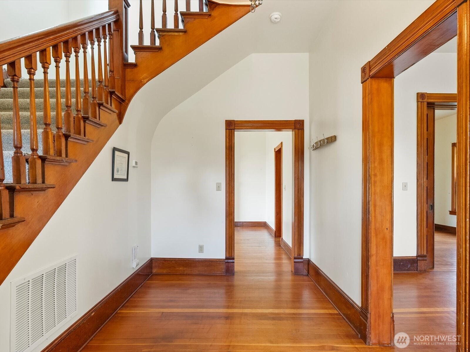 Property Photo:  101 N F Street  WA 99348 