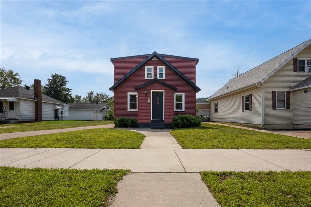 Property Photo: 2113 Omaha Street WI 54703