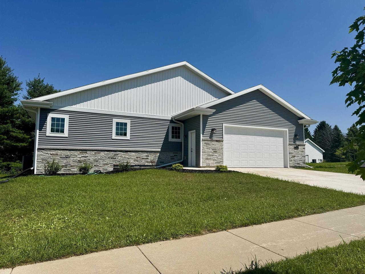 Property Photo: 5320 Magdalene Court WI 53562