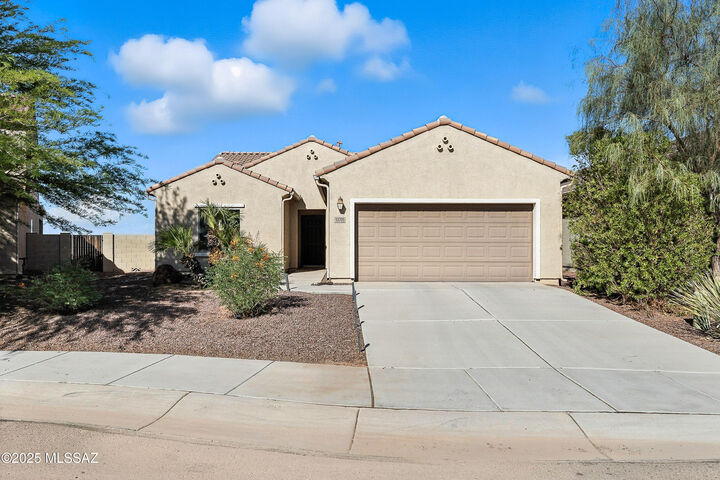 33701 S Presidio Place  Red Rock AZ 85145 photo