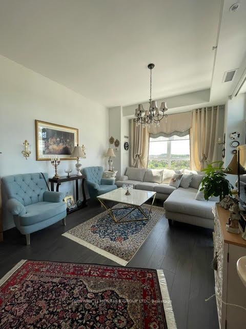 Property Photo:  11611 Yonge Street Ph8  ON L4E 1G2 