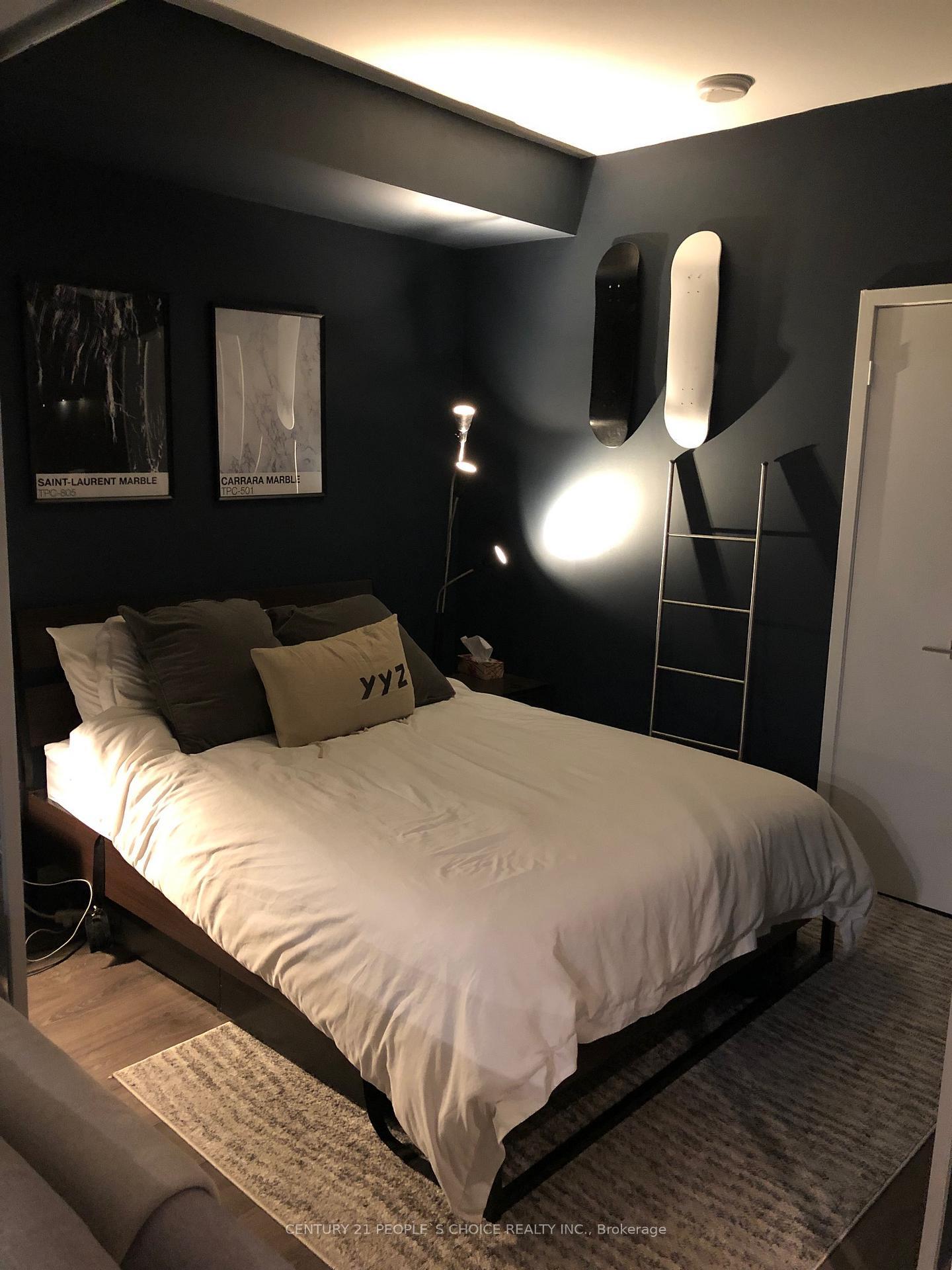 Property Photo:  70 Temperance Street 5314  ON M5H 0B1 