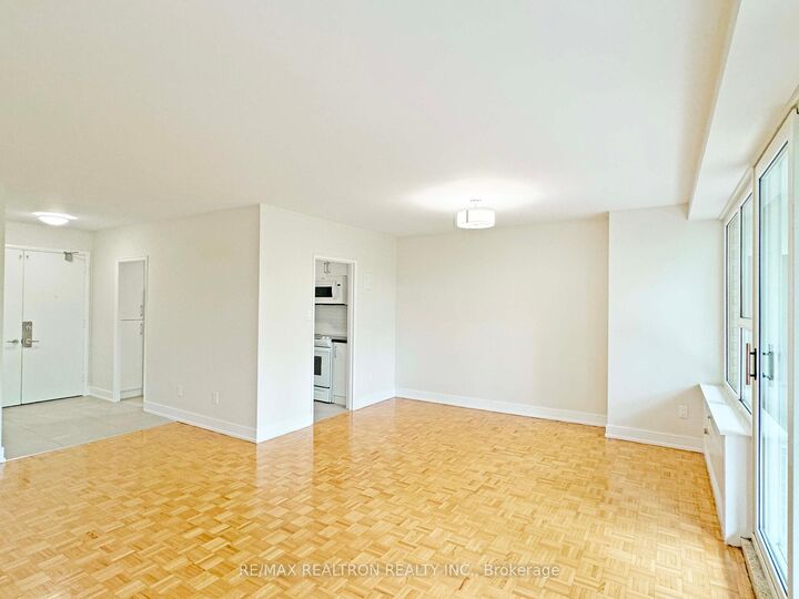 Property Photo: 10 Shallmar Boulevard 208 ON M5N 1J4
