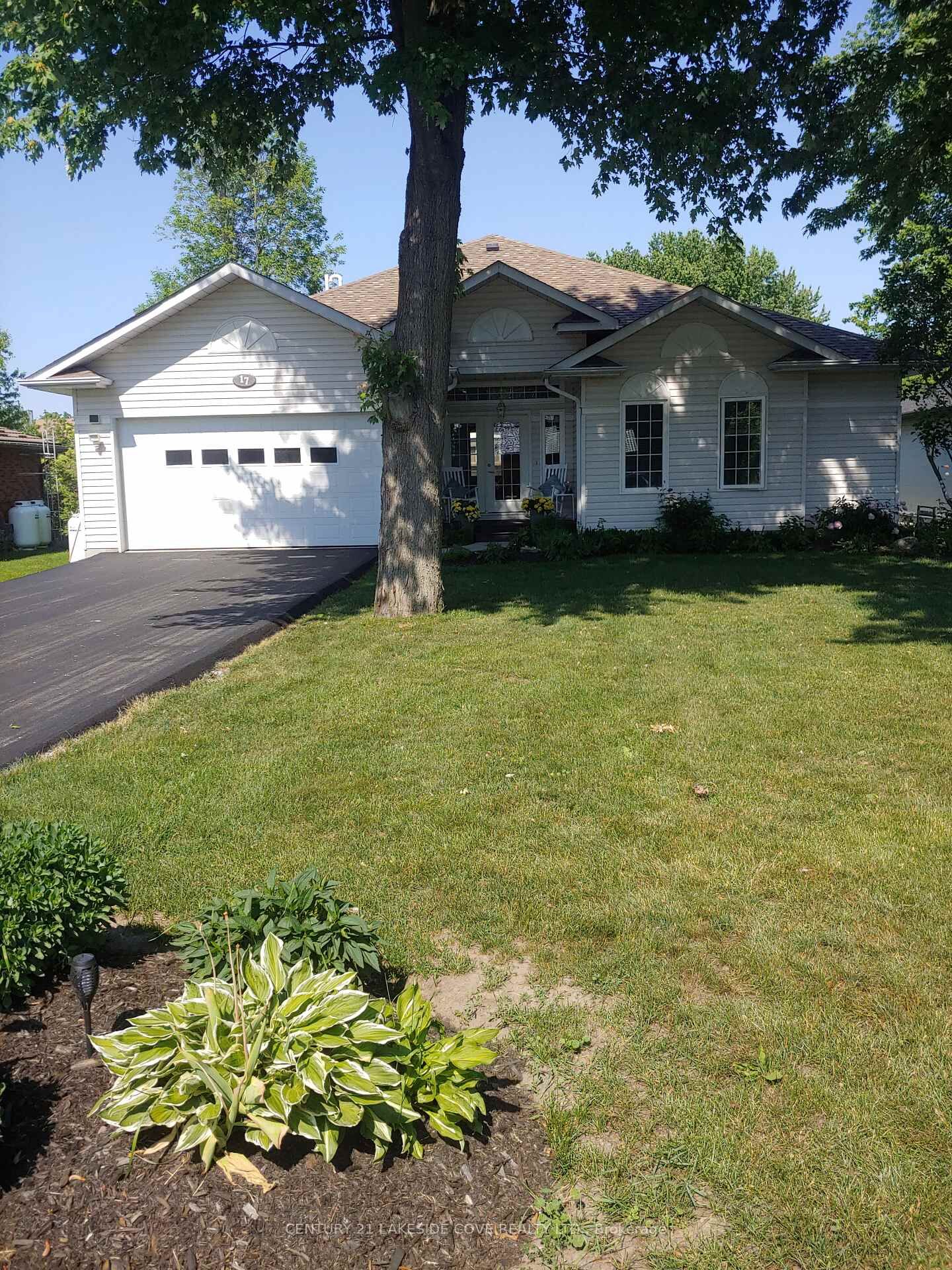 Property Photo:  17 Willow Crescent  ON L0K 1B0 