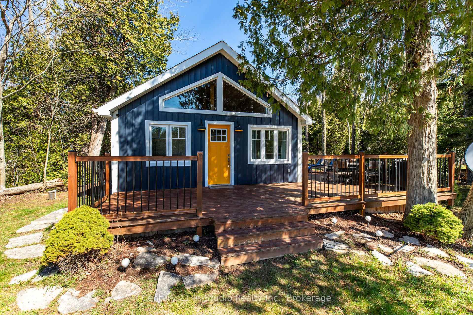 Property Photo:  858 Howdenvale Road  ON N0H 1X0 