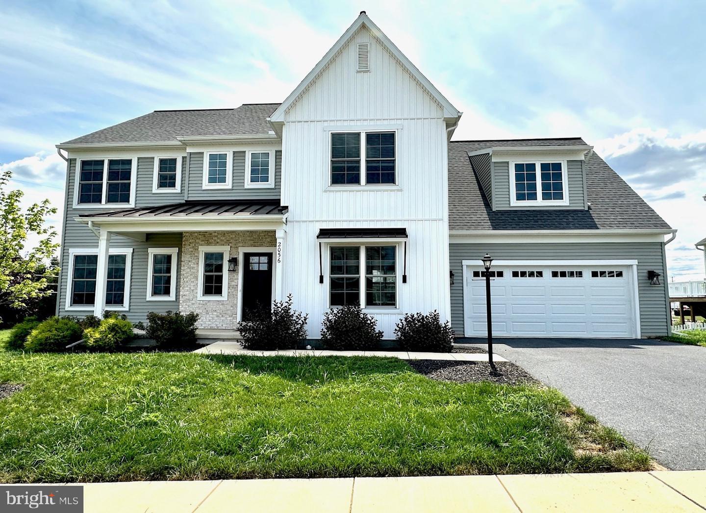 2056 N Autumn Chase Drive  Mechanicsburg PA 17055 photo