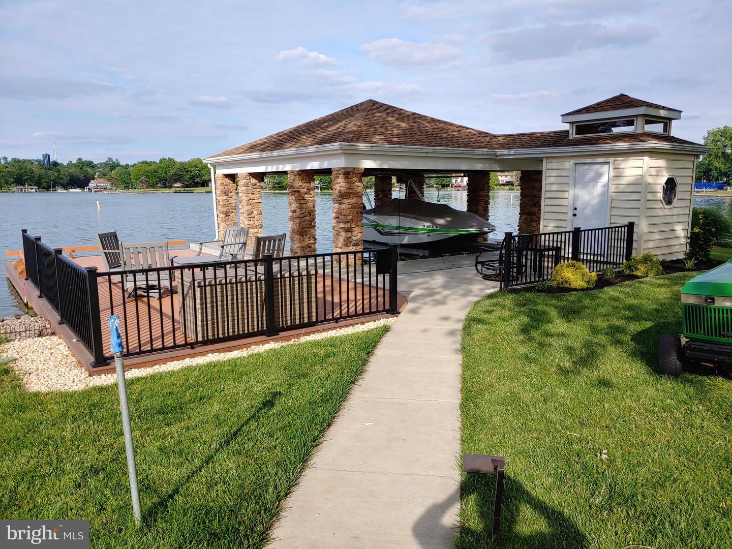 Property Photo: 11 Custer Drive PA 17316