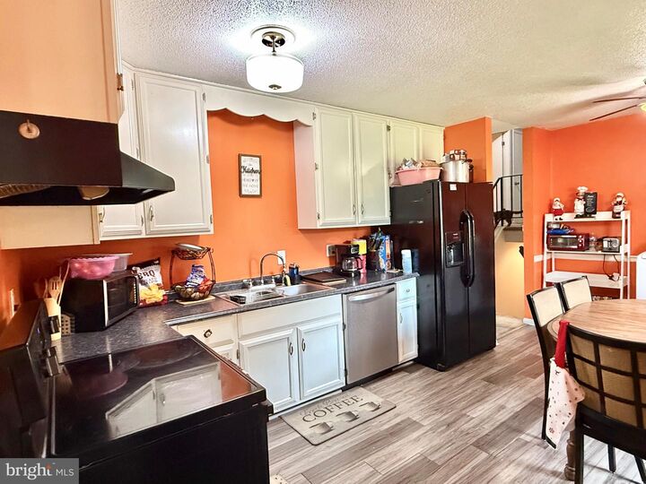 Property Photo: 505 Green Street VA 22601