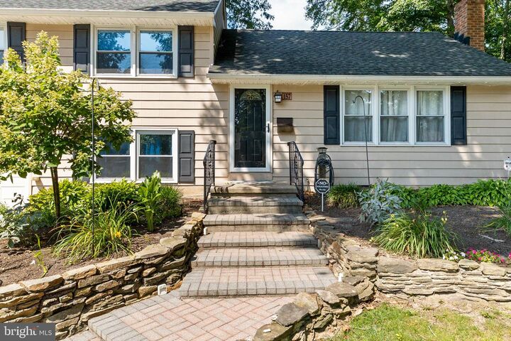 Property Photo: 157 Oxford Road NJ 08075