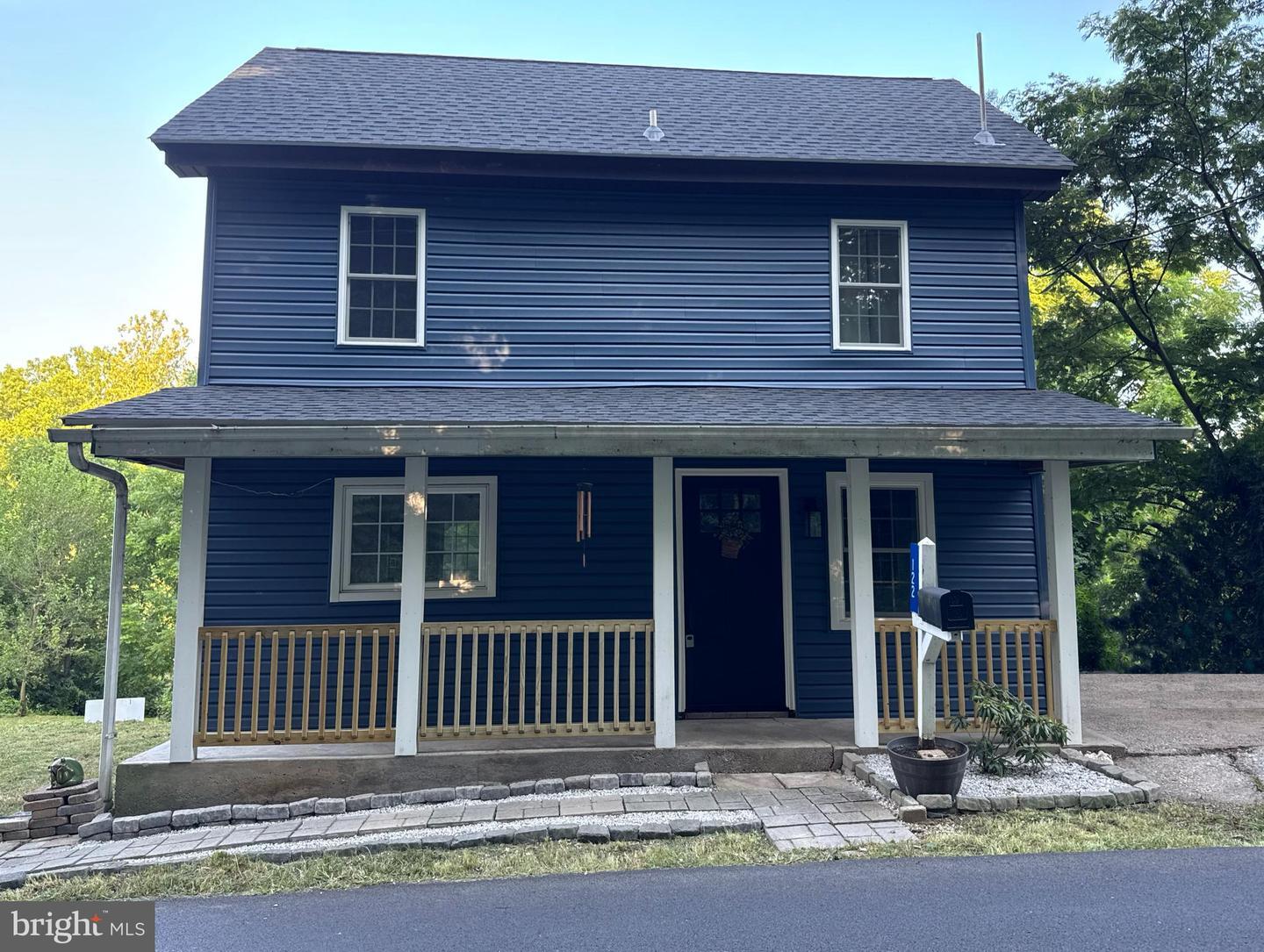 Property Photo:  122 Creekside Drive  PA 17025 