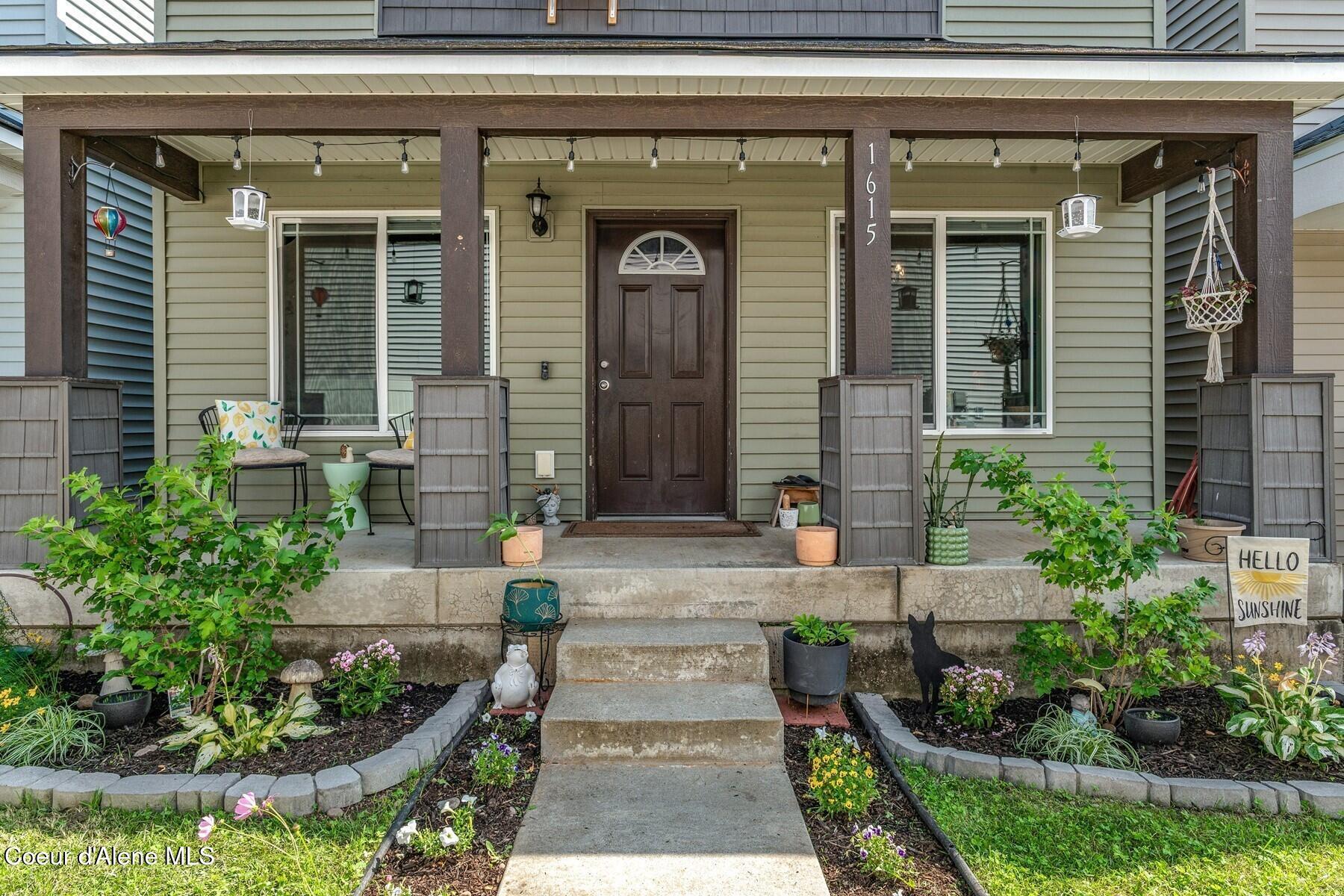 Property Photo: 1615 E Zoey Ct ID 83854