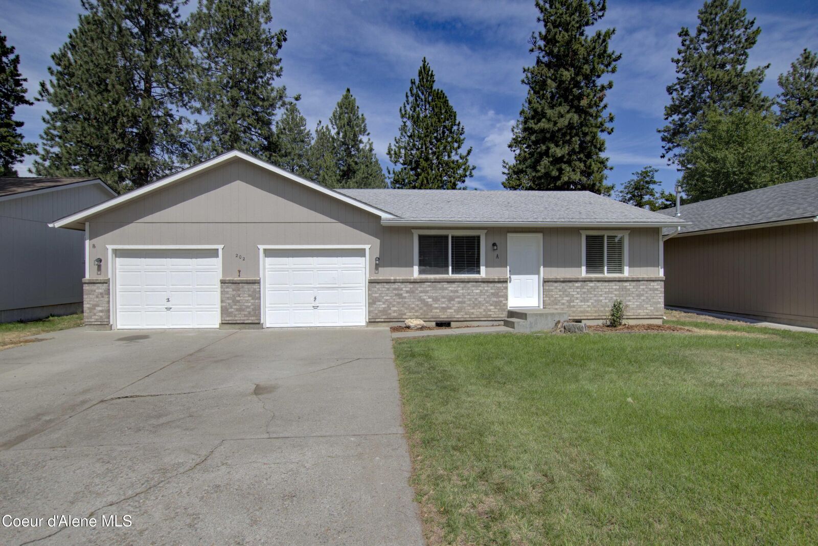 Property Photo: 202 W 19th Ave ID 83854