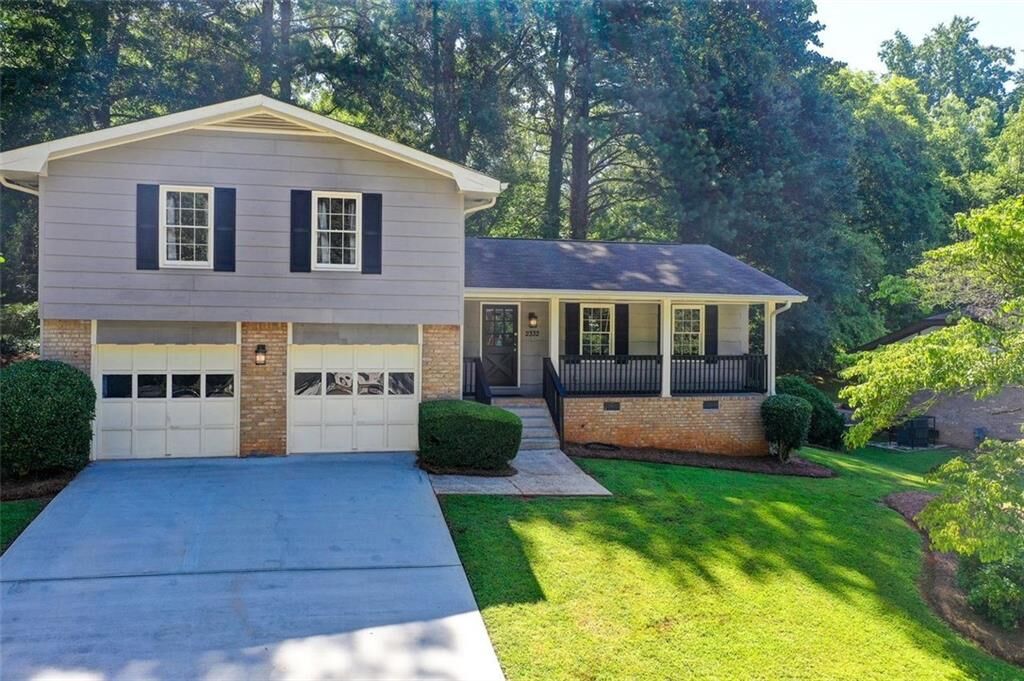 Property Photo:  2332 Chevy Chase Lane  GA 30032 