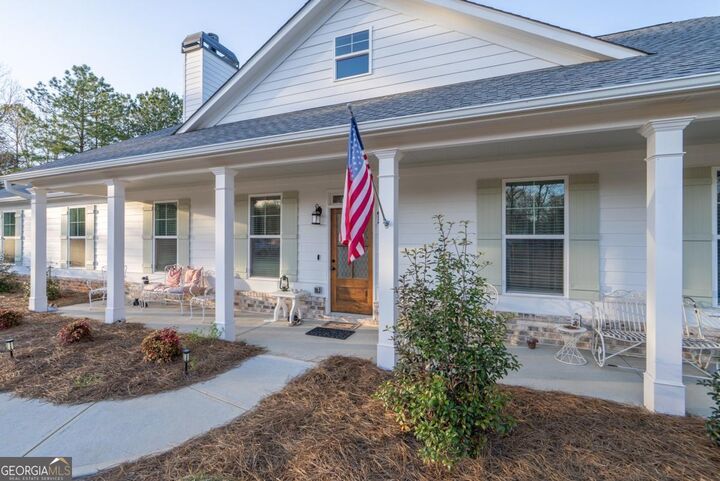 Property Photo: 5761 W Dixie Highway GA 30663