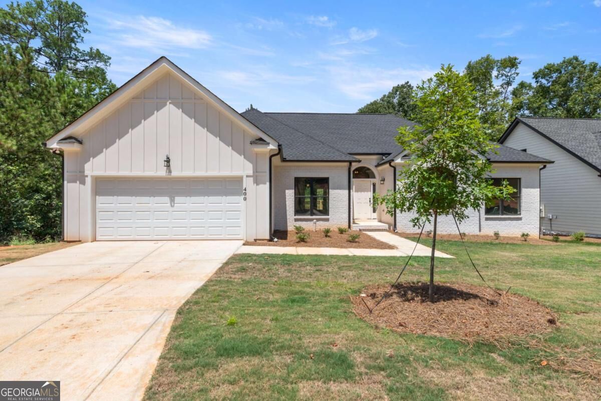 Property Photo:  400 Ansley Drive  GA 30605 