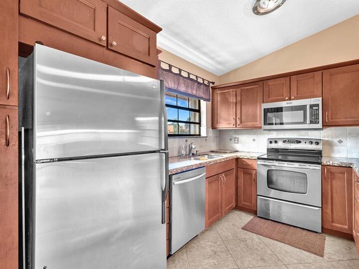 Property Photo: 306 Congressional Way 306 FL 33442