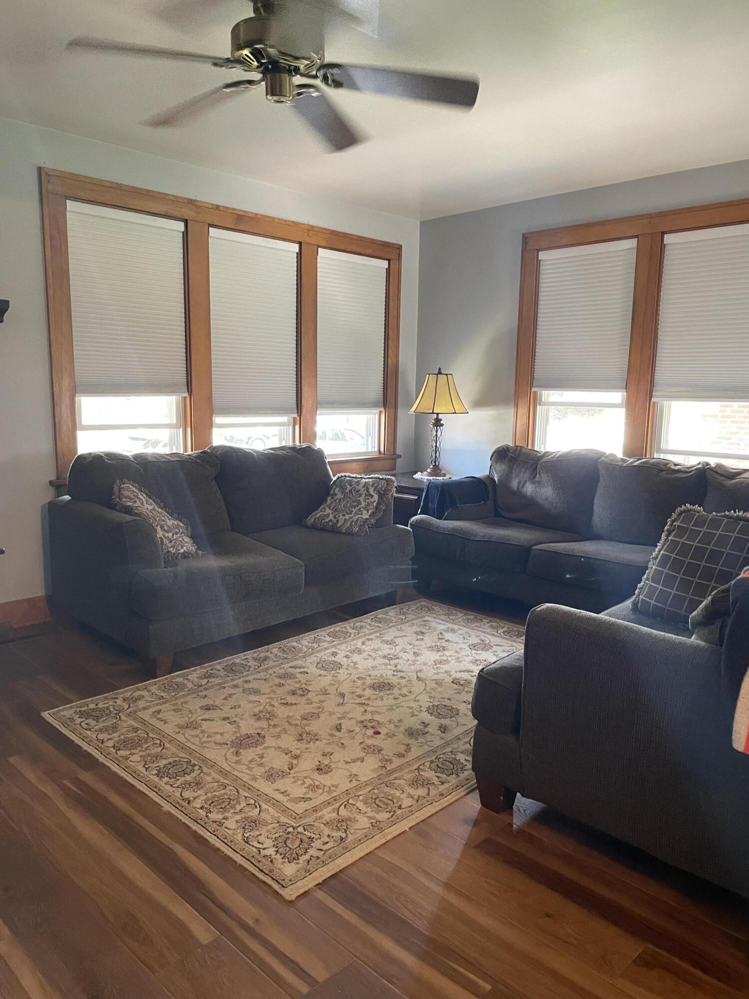 Property Photo: 1534 Parkview Avenue IN 46394