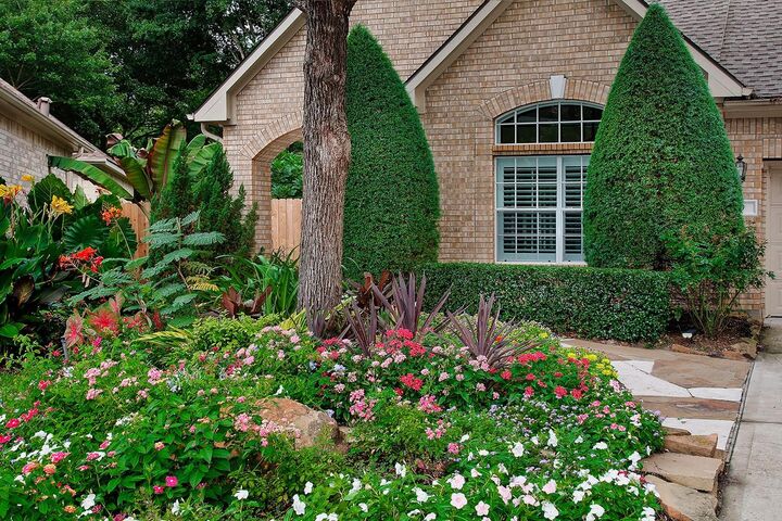 Property Photo:  9 Northcastle Court  TX 77384 