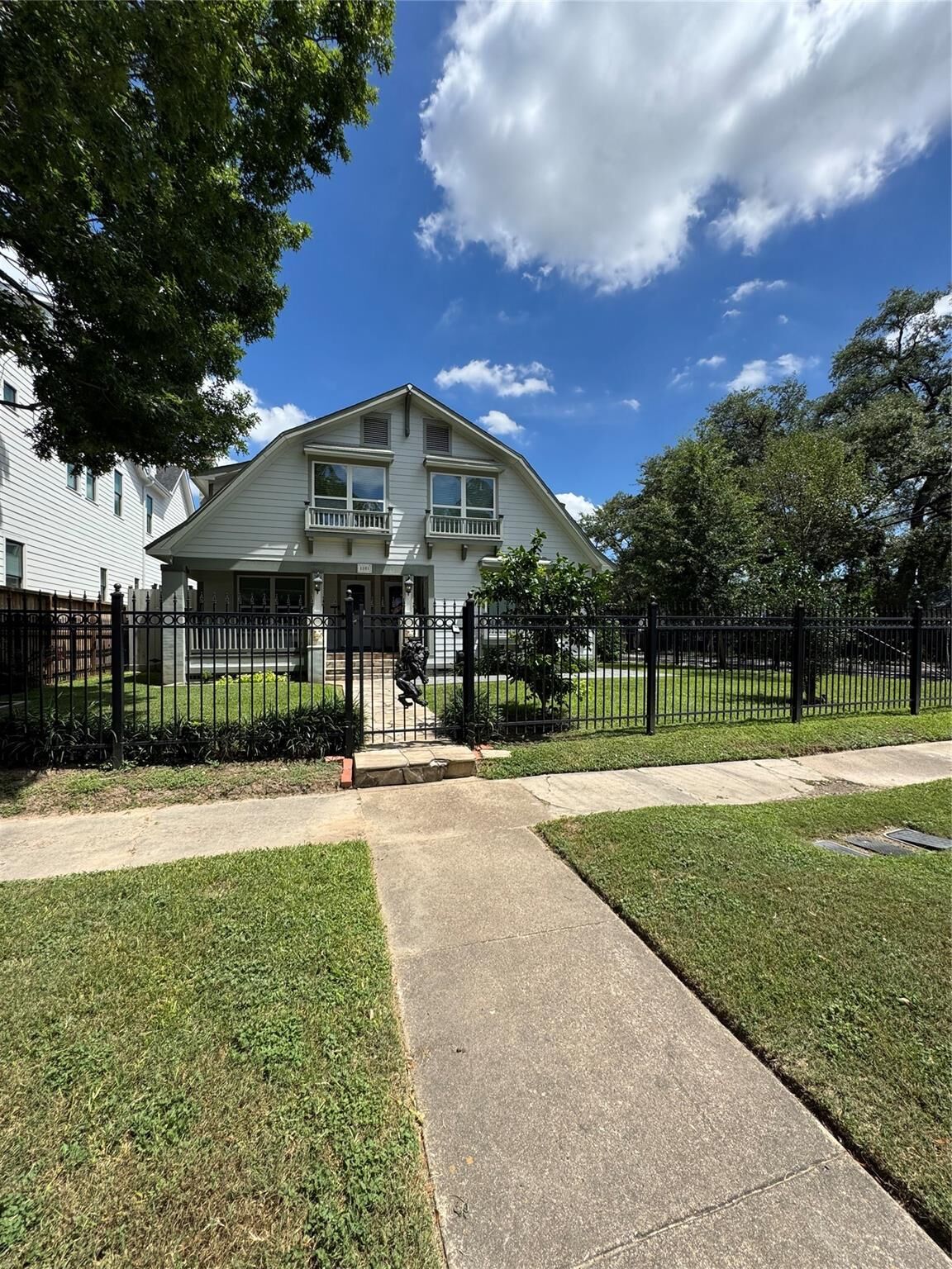 Property Photo:  1101 E 7th Street 3  TX 77009 