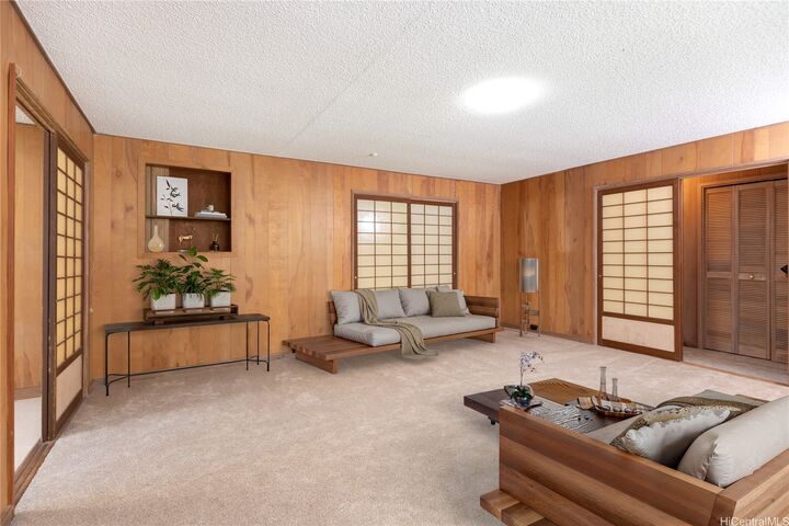 Property Photo: 1650 Ala Aolani Street HI 96819